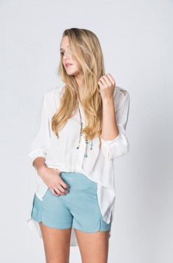 5383-blue_scallop_front_shorts_yumi_close.jpg